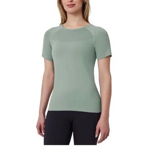 Mondetta Light Green Short Sleeve Fitted Seamless Activewear Top